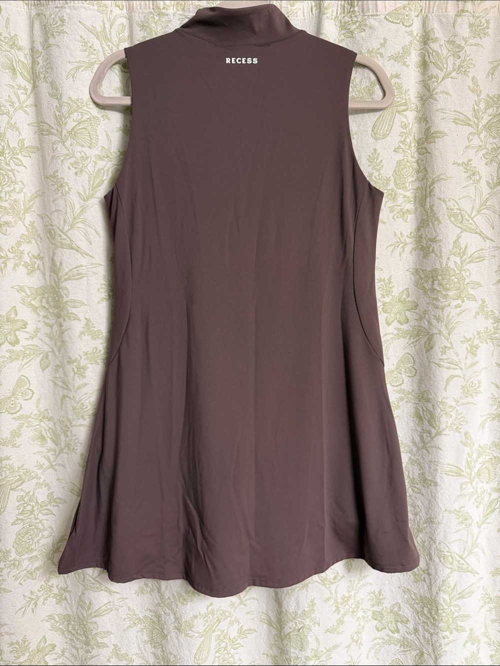 Club Recess Merrit Dress - Picture 8 of 8